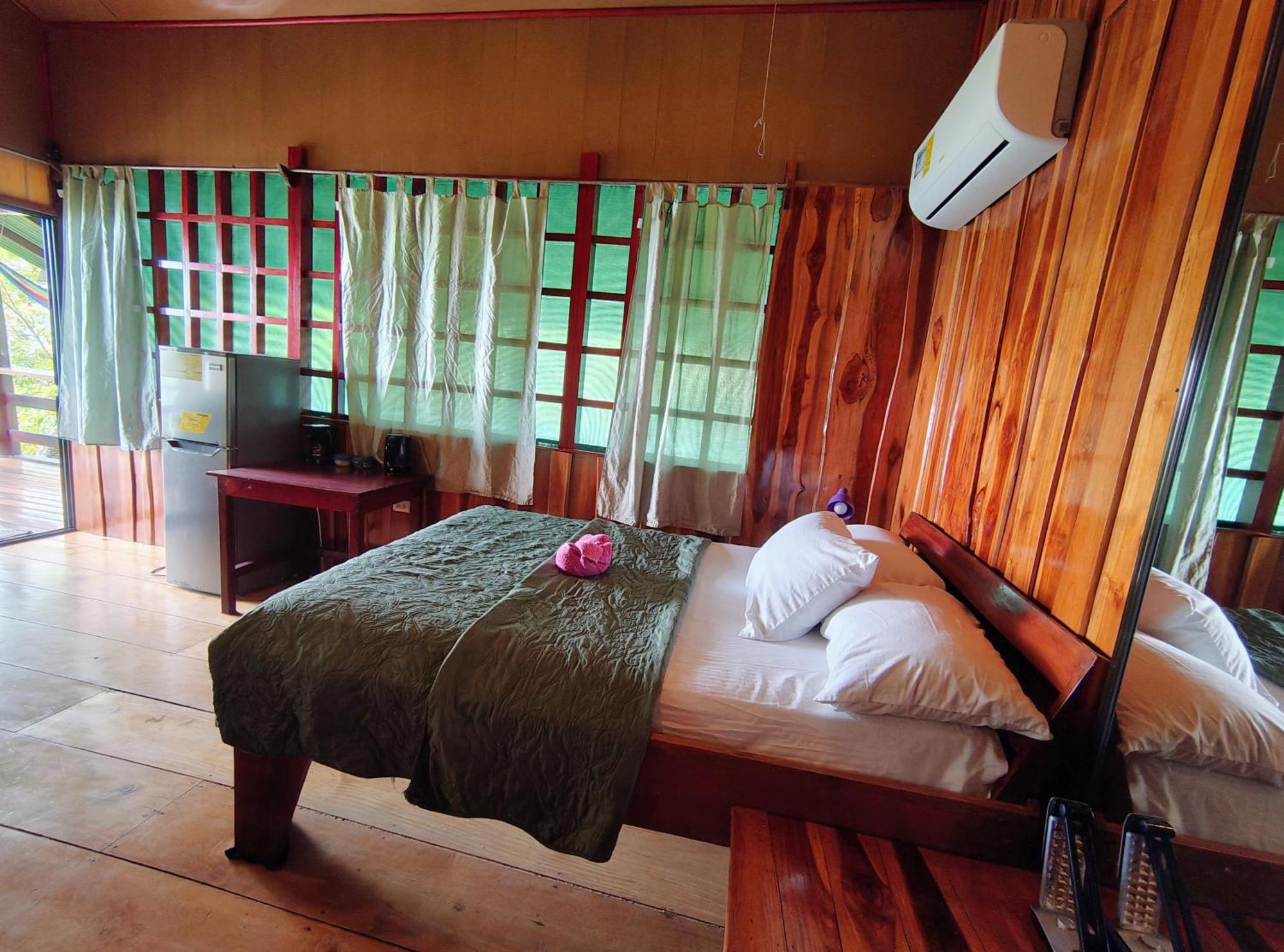 Hotel Corcovado The Monkey Trail Drakes Bay Exterior foto